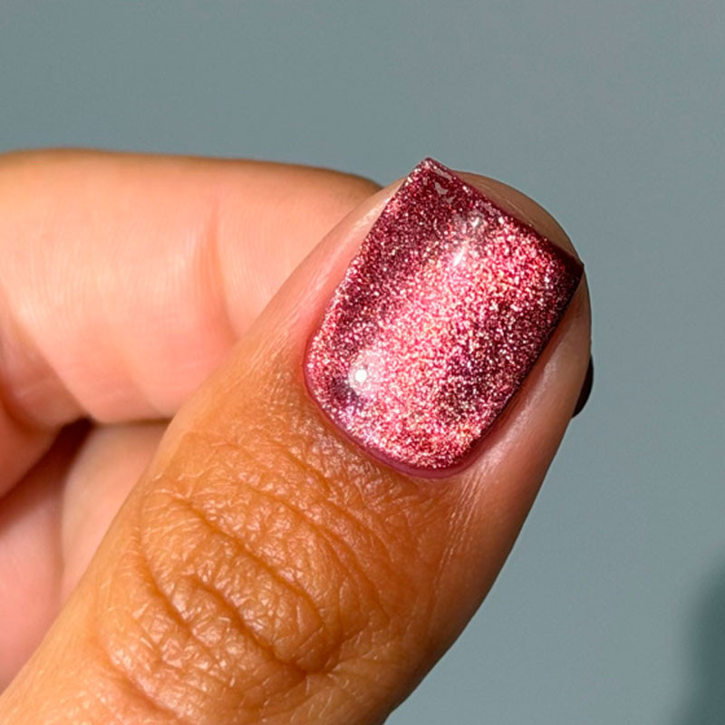 Geellakk Cat Eye DARK – 34, 6 ml - Punane